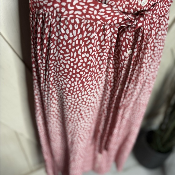 Dress - Picture 5 of 9